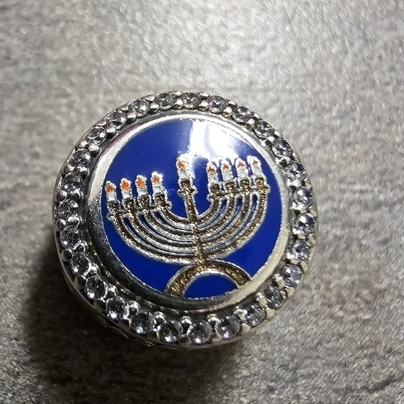 Pandora Love and Light Menorah Charm - Picture 3 of 9